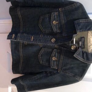 Adorable new short jean jacket